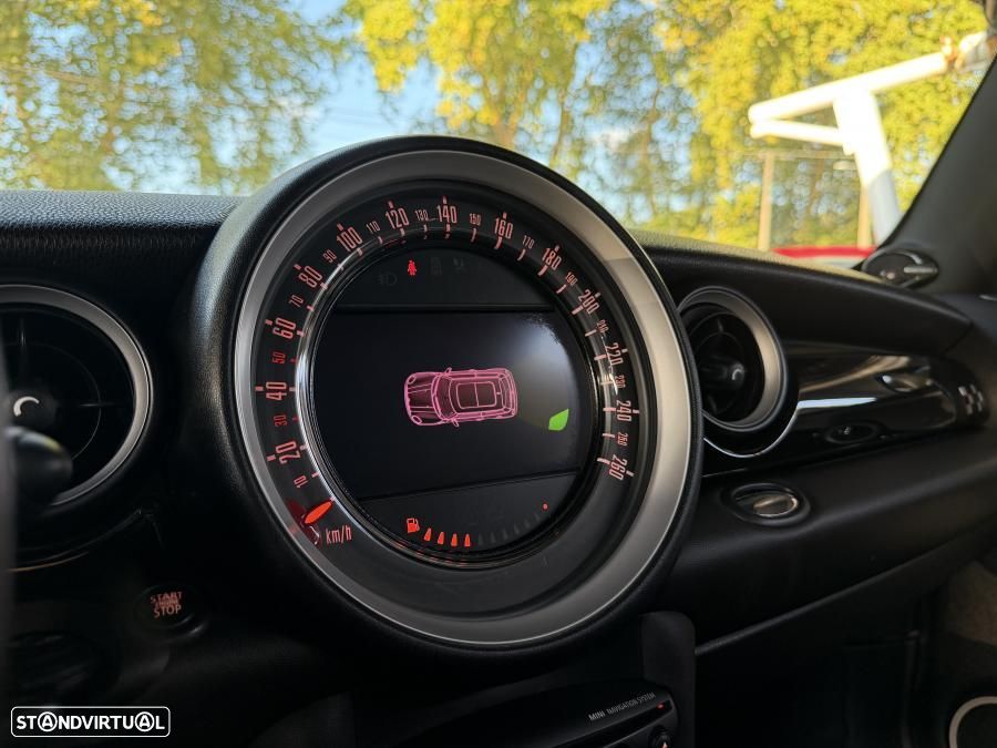 MINI 3 Portas John Cooper Works - 14
