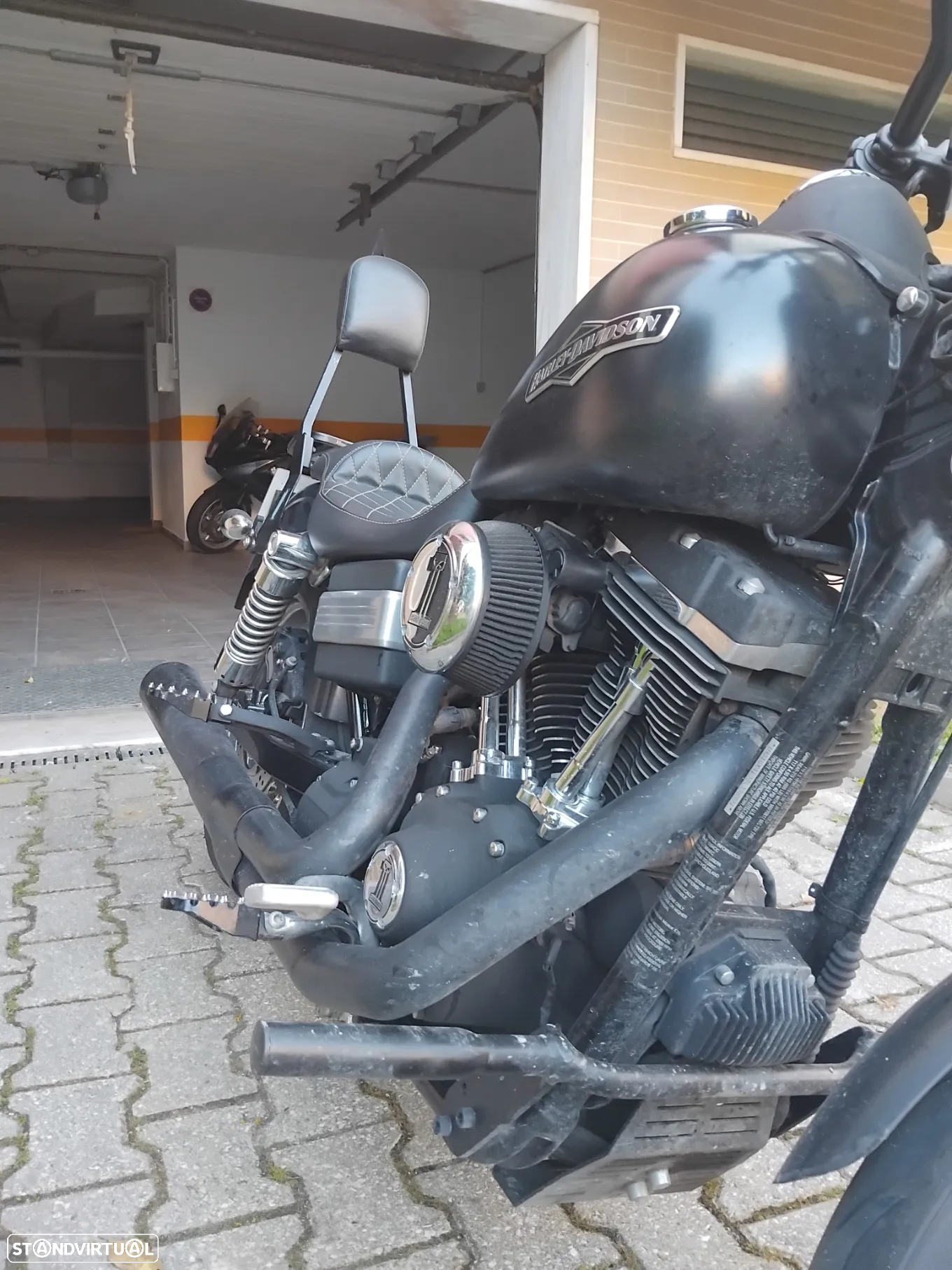 Harley-Davidson Street - 8