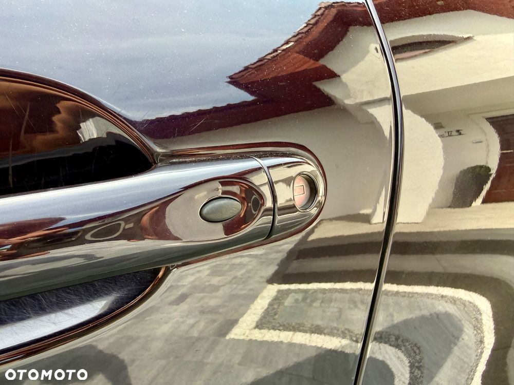 Renault Captur 1.2 Energy TCe Initiale Paris EDC - 19