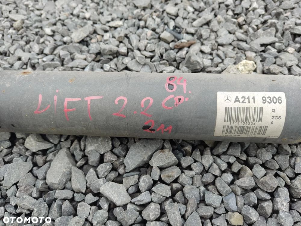 MERCEDES W211 LIFT 2.2 WAŁ NAPĘDOWY 2114109306 AUTomat - 4