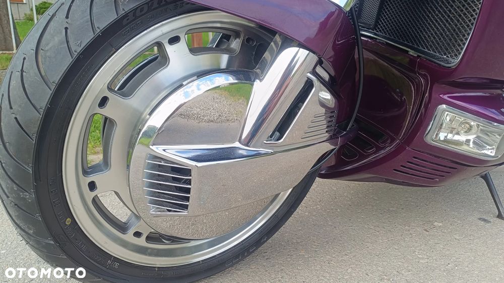 Honda GL - 9