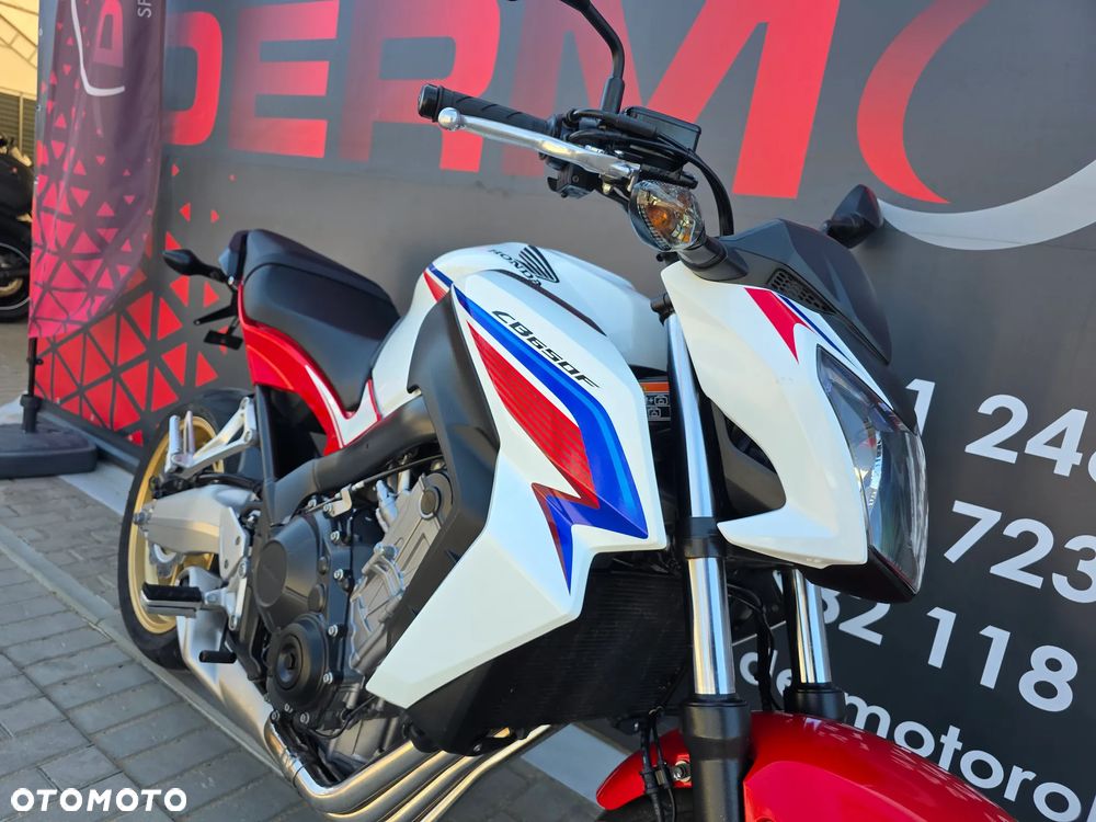 Honda CB - 12