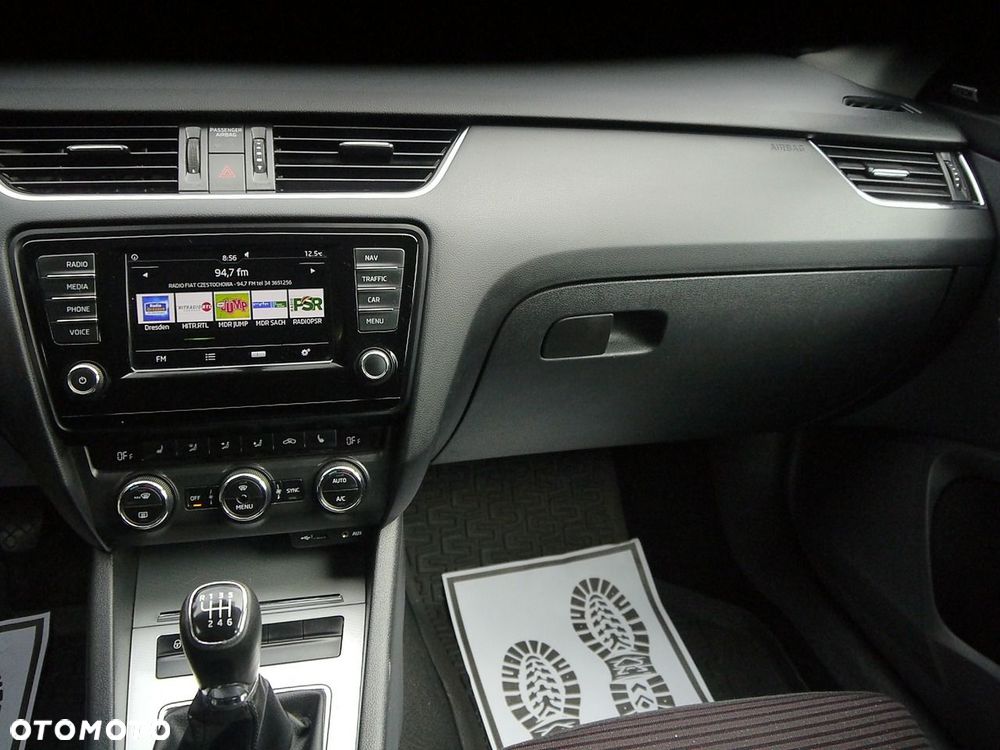 Skoda Octavia 2.0 TDI Sportline - 20