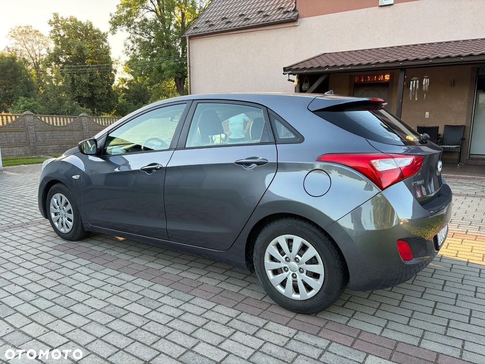 Hyundai i30 1.4 CRDi Classic + - 4