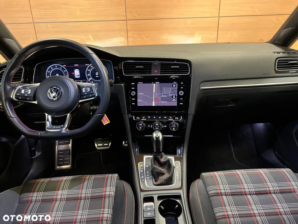 Volkswagen Golf 2.0 TSI BMT GTI Performance DSG - 22