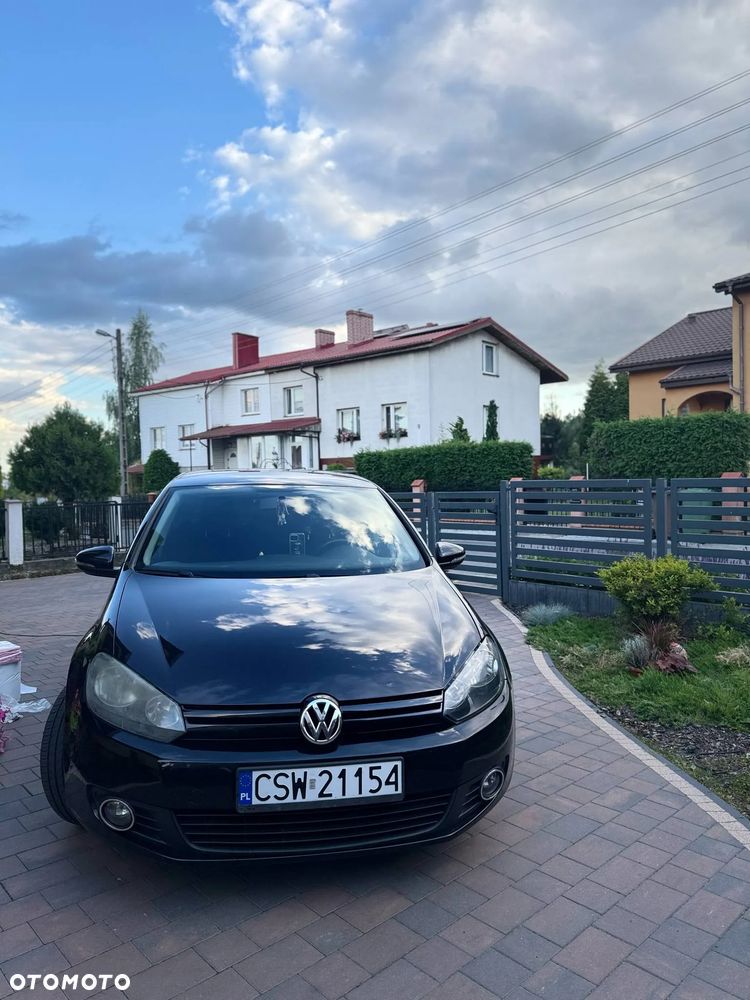 Volkswagen Golf - 8