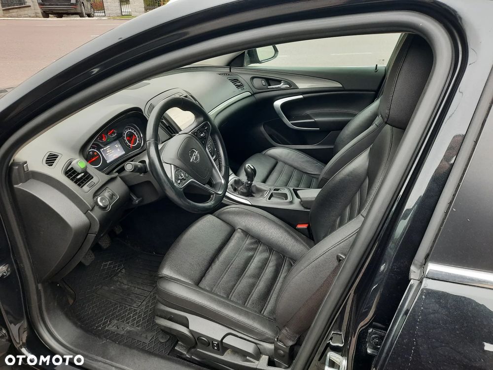 Opel Insignia - 18