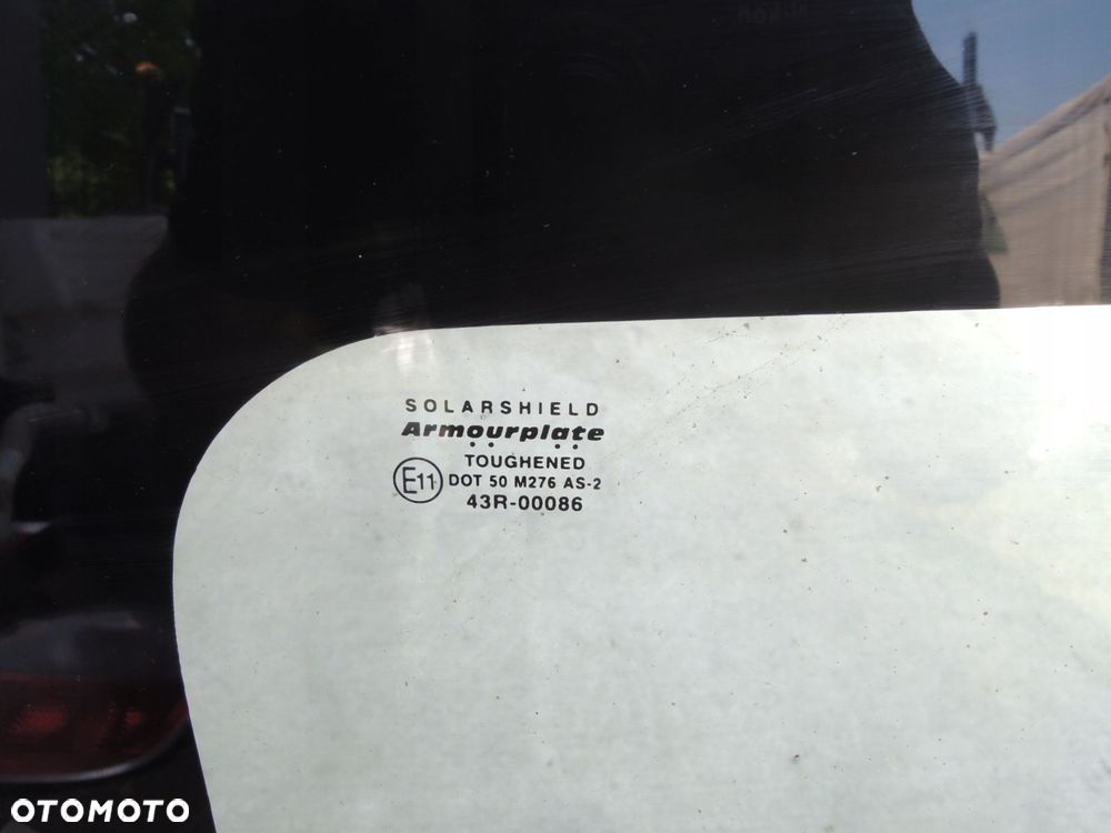 szyba drzwi tylnych lewa (oe) – renault traffic ii x83 02-14r - 2