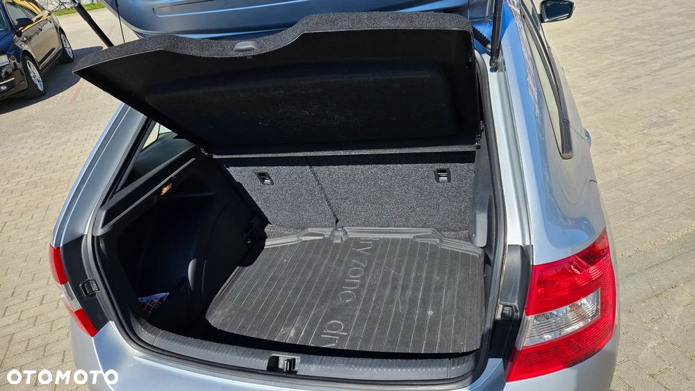 Skoda RAPID 1.4 TDI DPF Ambition DSG - 16