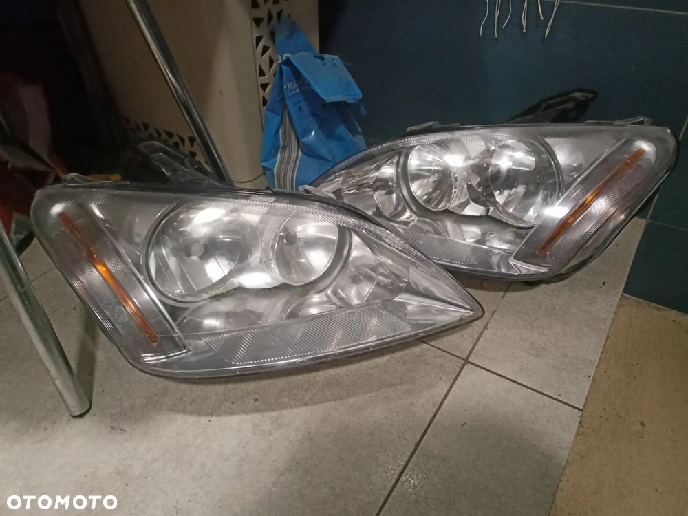 Renault Clio 1.2 16V Authentique - 4