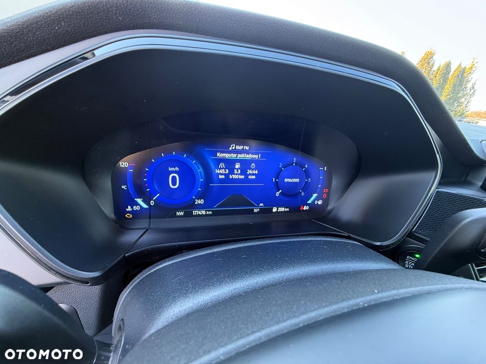 Ford Kuga 2.0 EcoBlue Hybrid ST-LINE X - 37