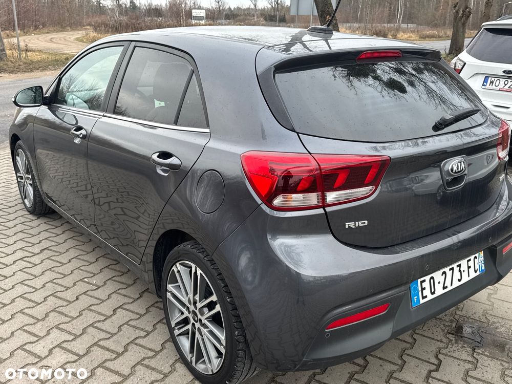 Kia Rio 1.0 T-GDI 100 Dream-Team Edition - 10