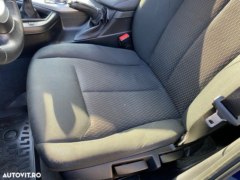 BMW Seria 1 116i - 12