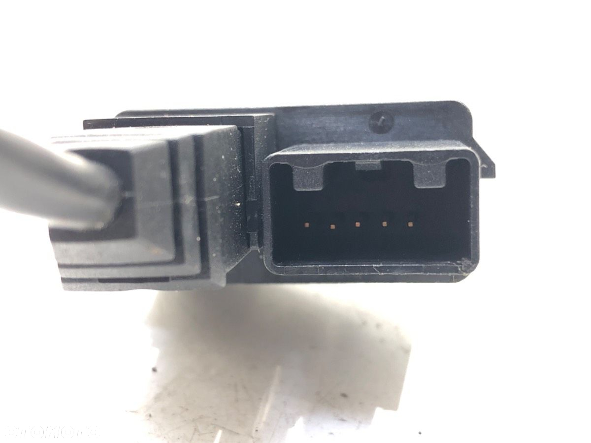 GNIAZDO USB - 121.00 PLN - OPEL ASTRA J Sports Tourer (P10) 2010 - 2015 1.7 CDTI (35) 81 kW [110 KM] - 3