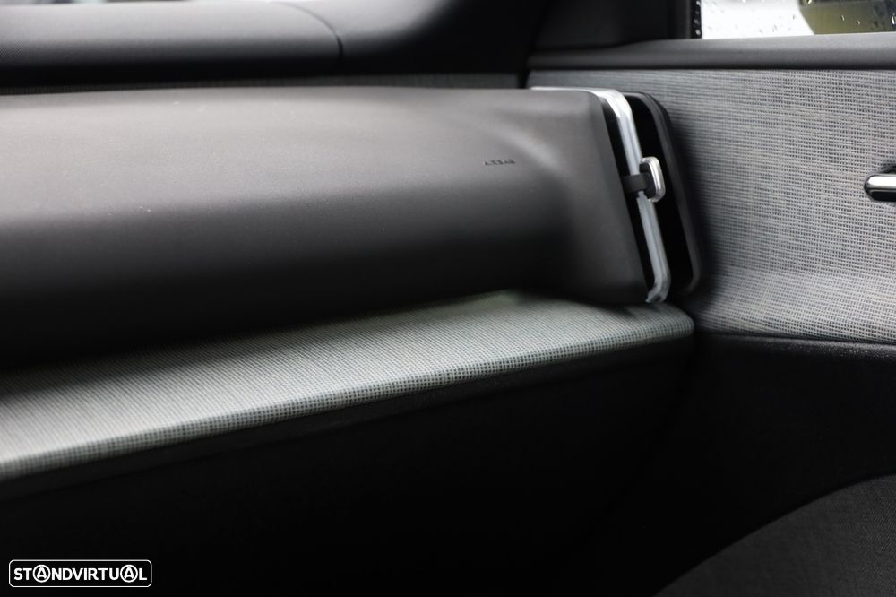 Volvo EX30 69 kWh Single Motor Extended Range Ultra - 22