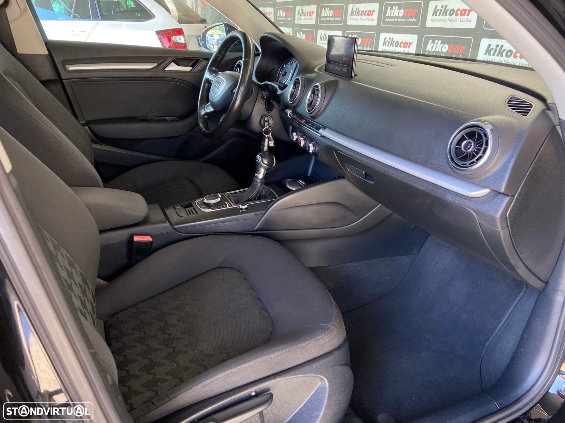 Audi A3 Limousine 1.6 TDI Attraction S tronic - 25