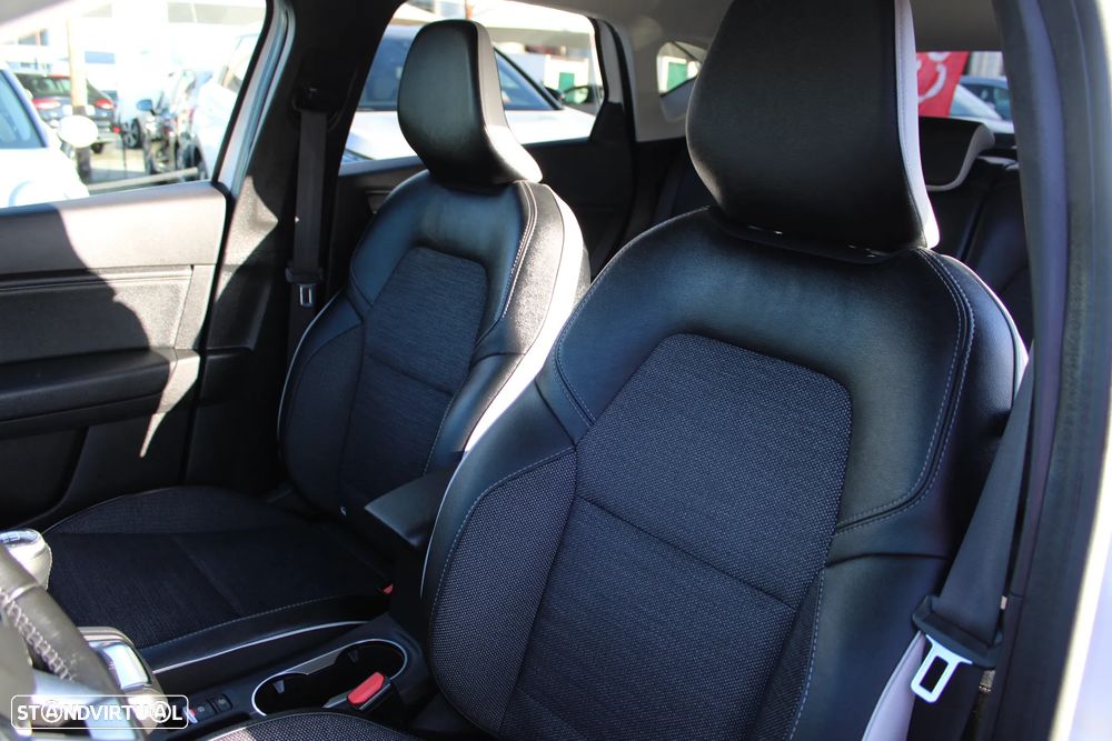 Renault Captur 1.0 TCe Techno Bi-Fuel - 18