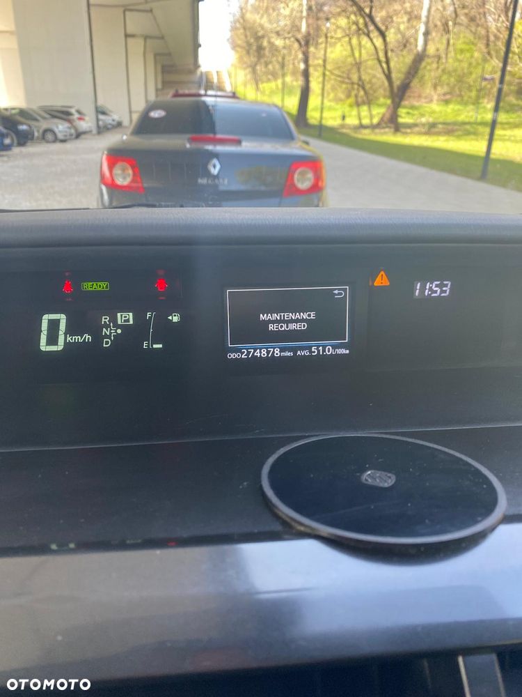 Toyota Prius 1.8 HSD Luna - 8