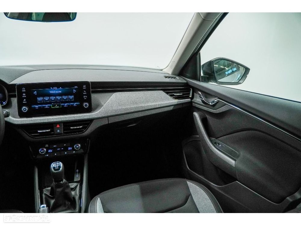 Skoda Kamiq 1.0 TSI Selection - 21