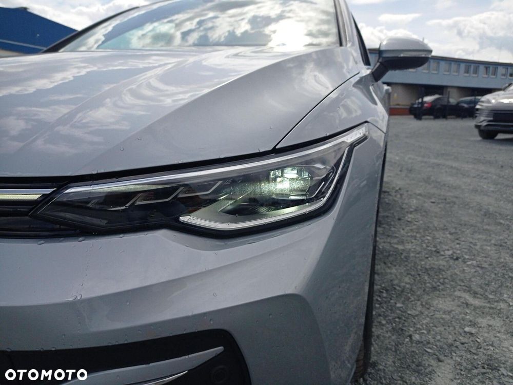 Volkswagen Golf - 20