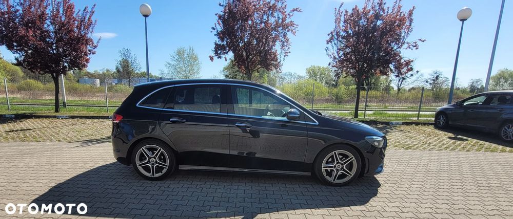 Mercedes-Benz Klasa B 200 d 8G-DCT AMG Line Advanced Plus - 3