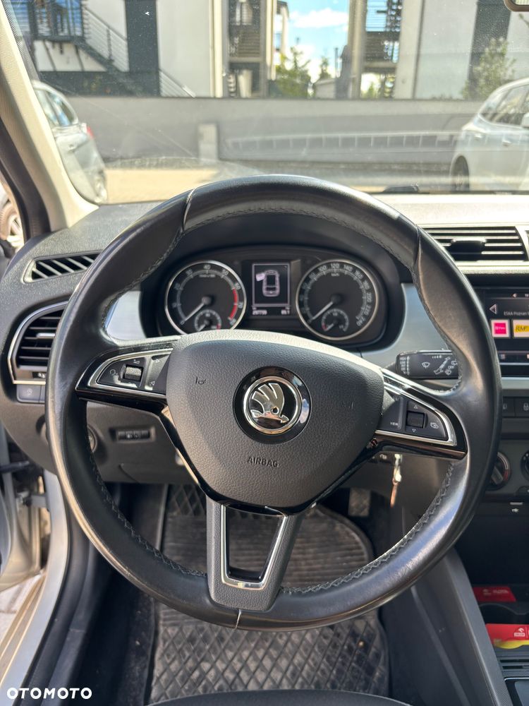Skoda Fabia 1.0 TSI Ambition DSG - 7