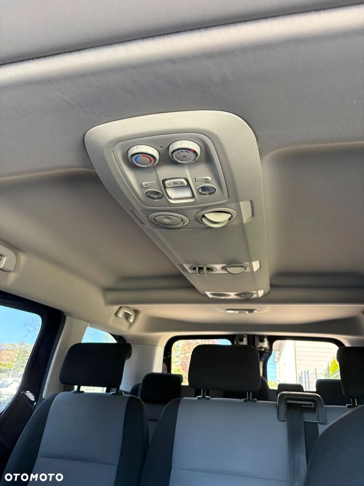 Peugeot Traveller L2 2.0 EAT8 Active - 11