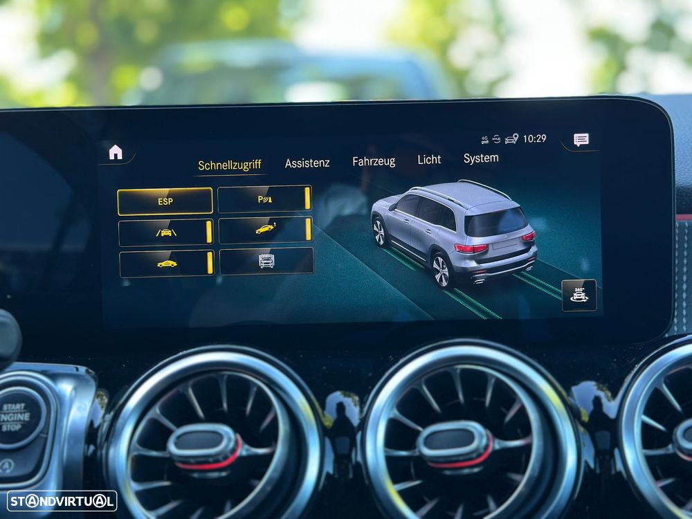Jaguar XE 2.0 D R-Sport - 24
