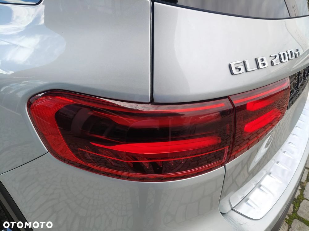 Mercedes-Benz GLB 200 d 4-Matic AMG Line 8G-DCT - 10