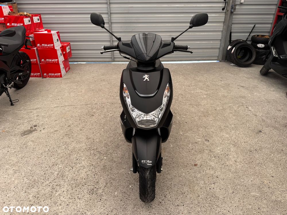 Peugeot Kisbee - 2