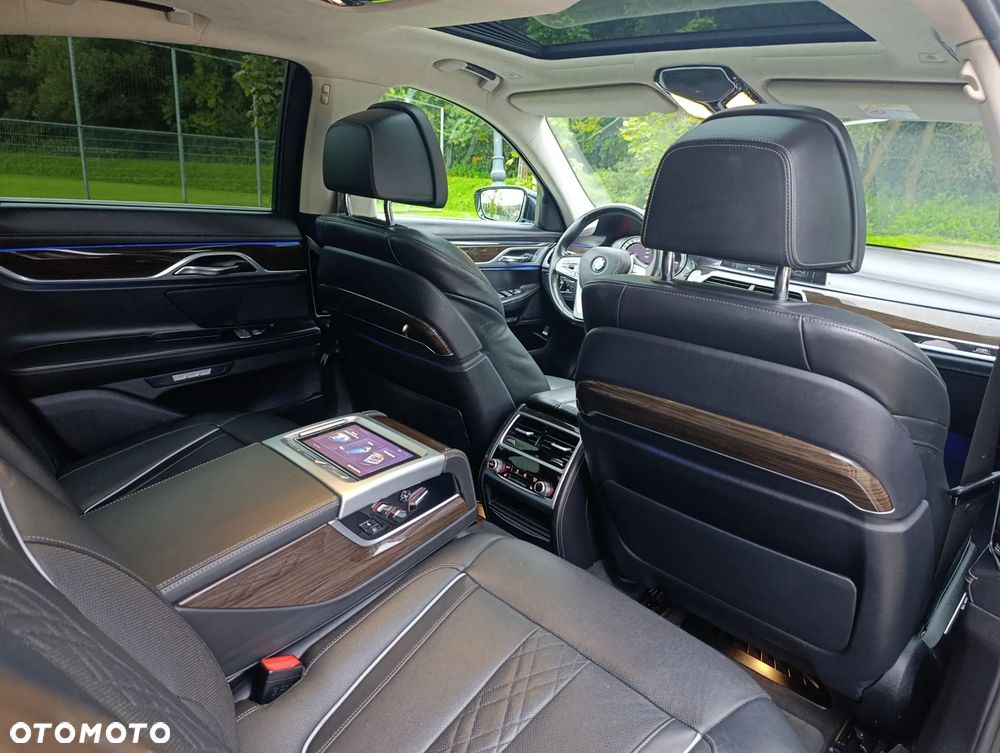 BMW Seria 7 730d xDrive - 16
