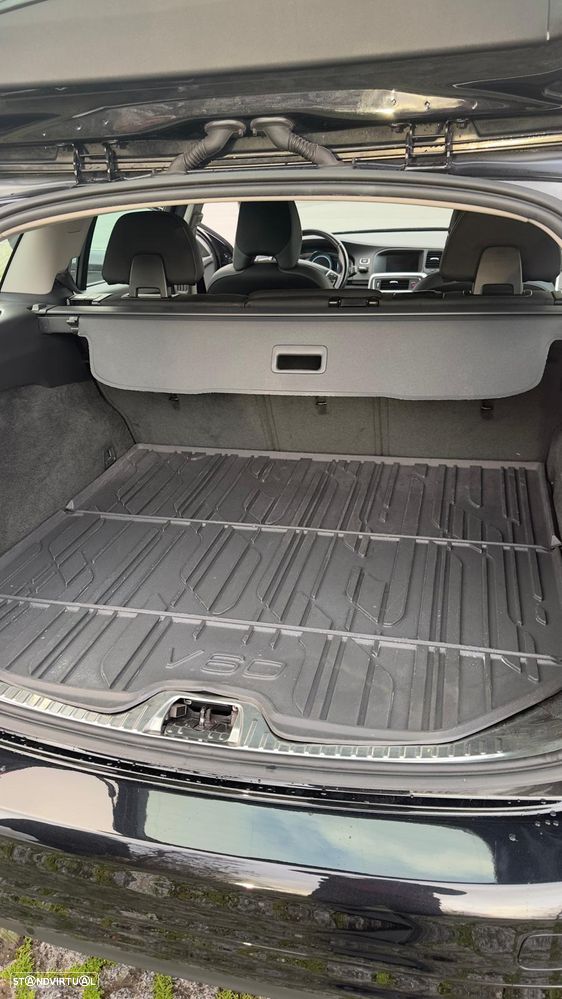 Volvo V60 1.6 D2 Drive Momentum Start/Stop - 10