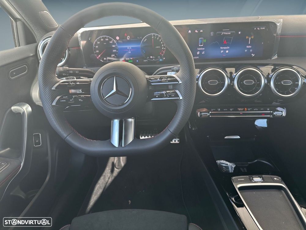 Mercedes-Benz A 250 e - 15