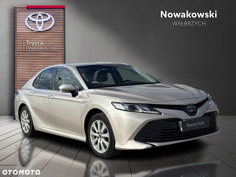 Toyota Camry 2.5 Hybrid Comfort CVT - 3