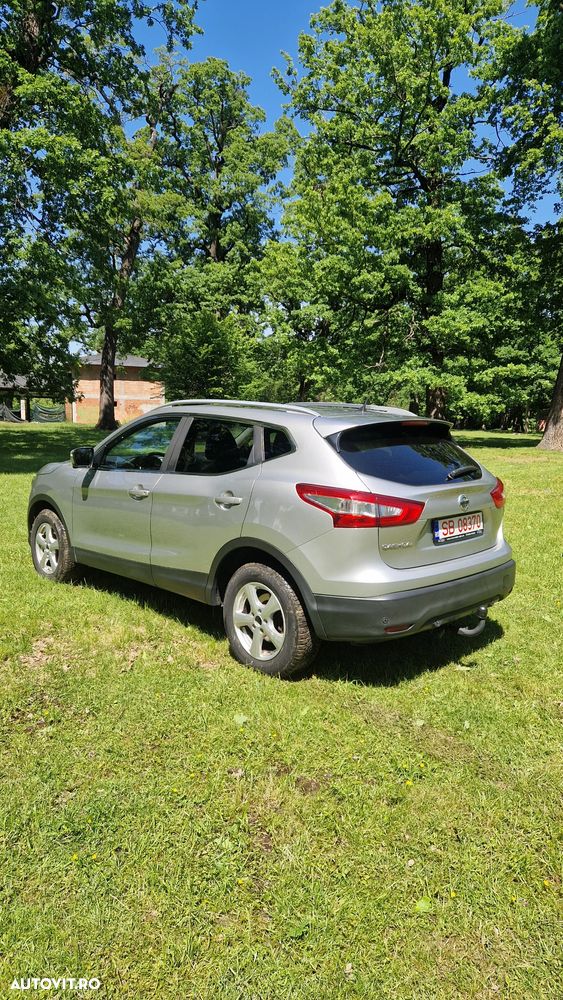 Nissan Qashqai 1.6 DCI Xtronic TEKNA - 7