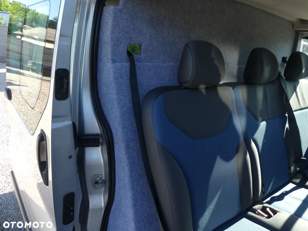 Renault Trafic - 21