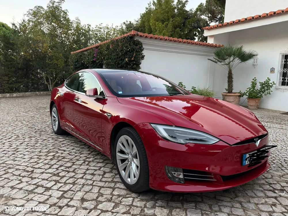 Tesla Model S — photo 3