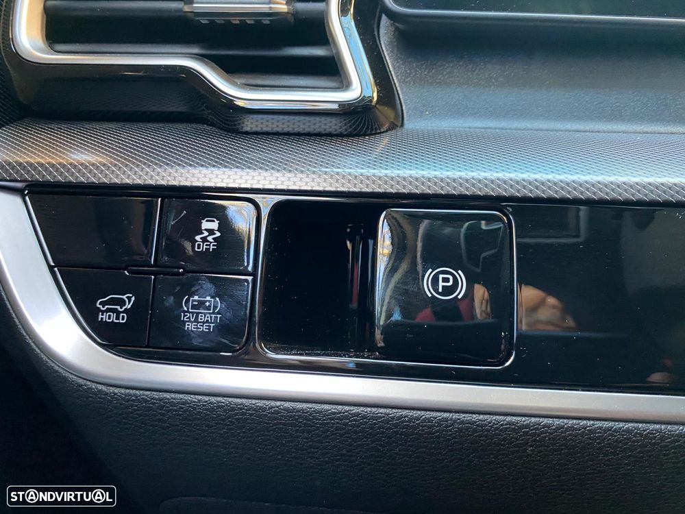 Kia Sportage 1.6 T-GDi HEV Tech - 7