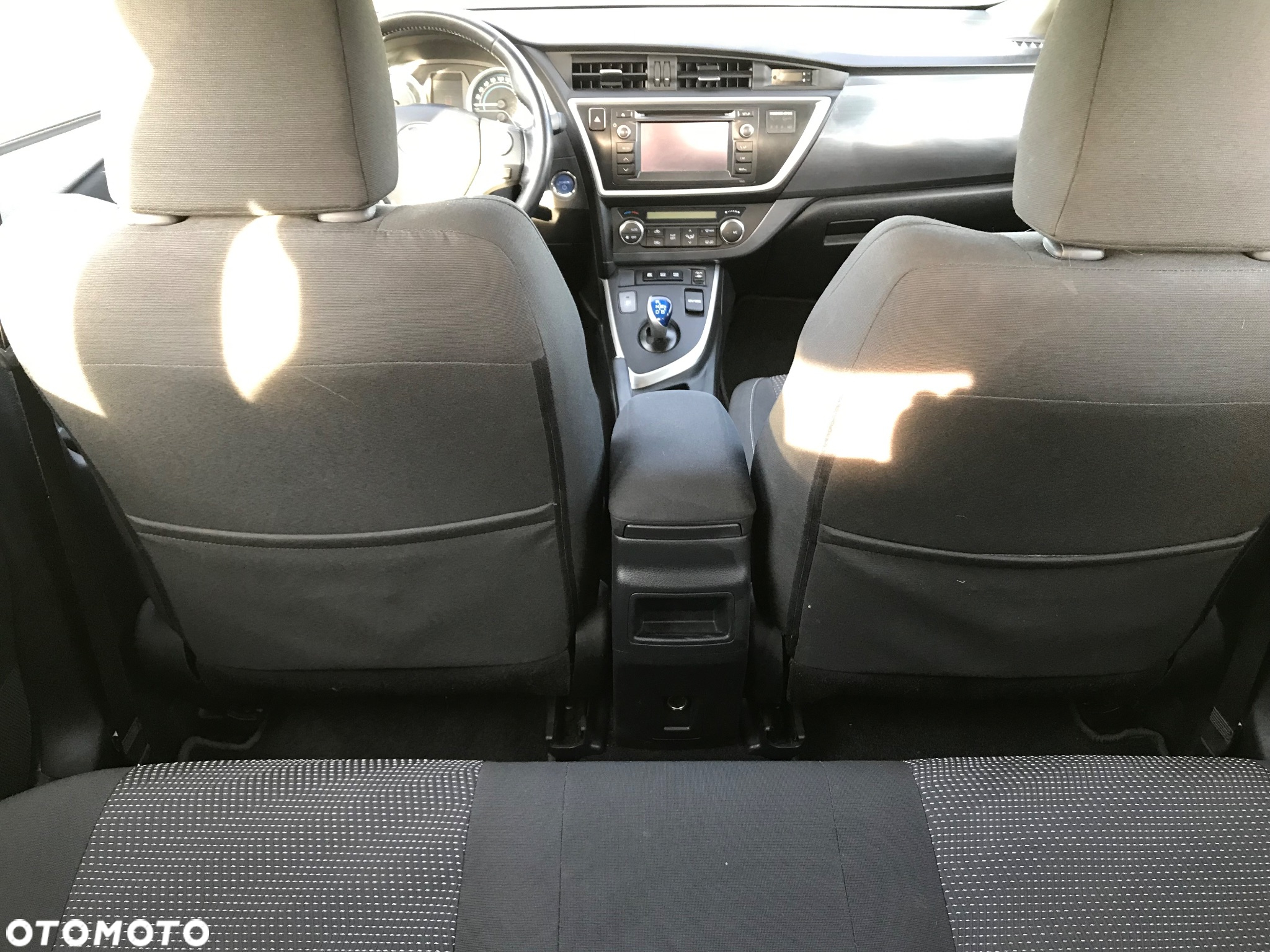 Toyota Auris - 10