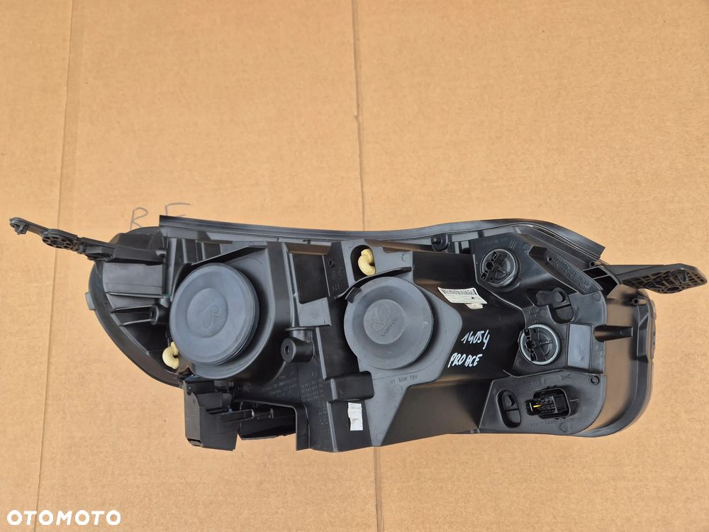 Toyota Proace lampa lewa 2016-.Zwykła. EU. - 8