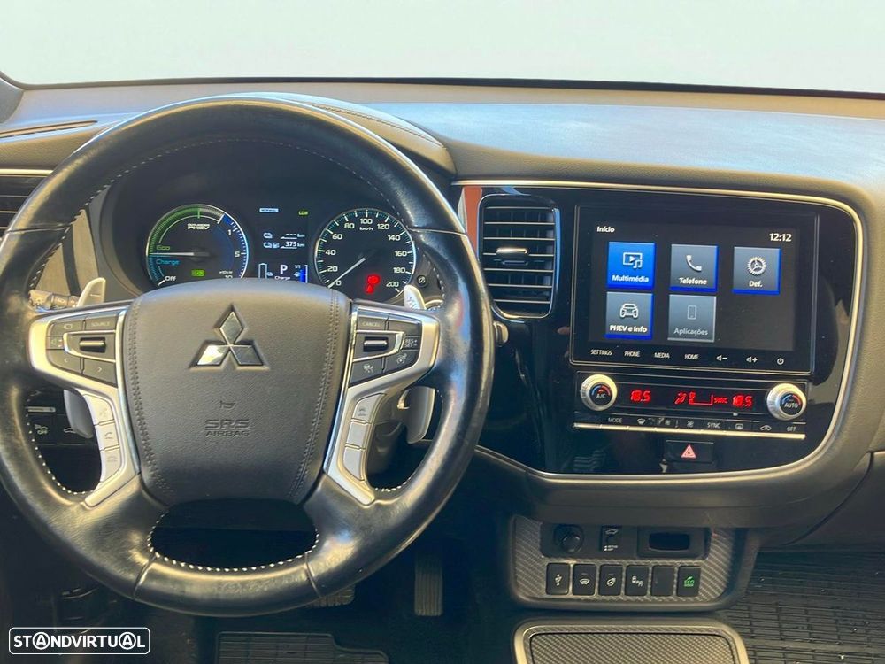 Mitsubishi Outlander 2.4 Instyle - 11