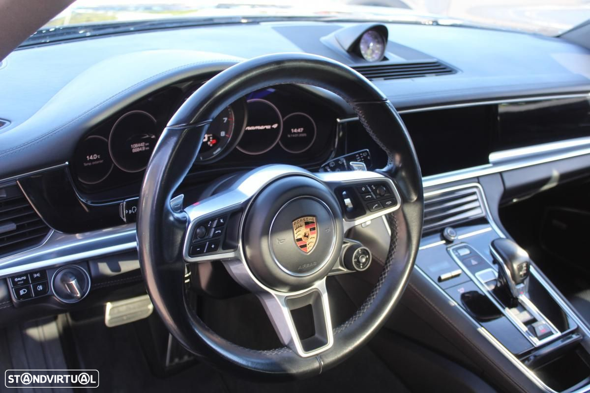 Porsche Panamera Sport Turismo 4 E-Hybrid - 15