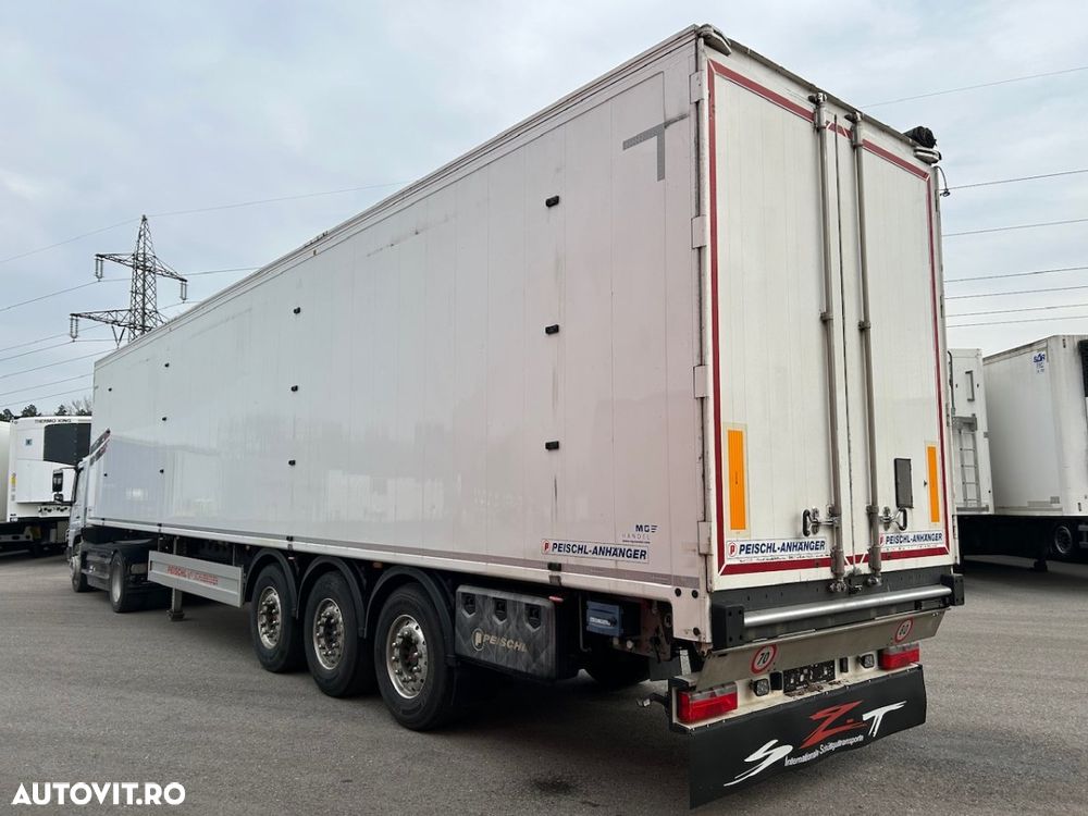 Alta Peischl, Walking floor, 2022, Jante Al, podea 10mm, factura externa - 8