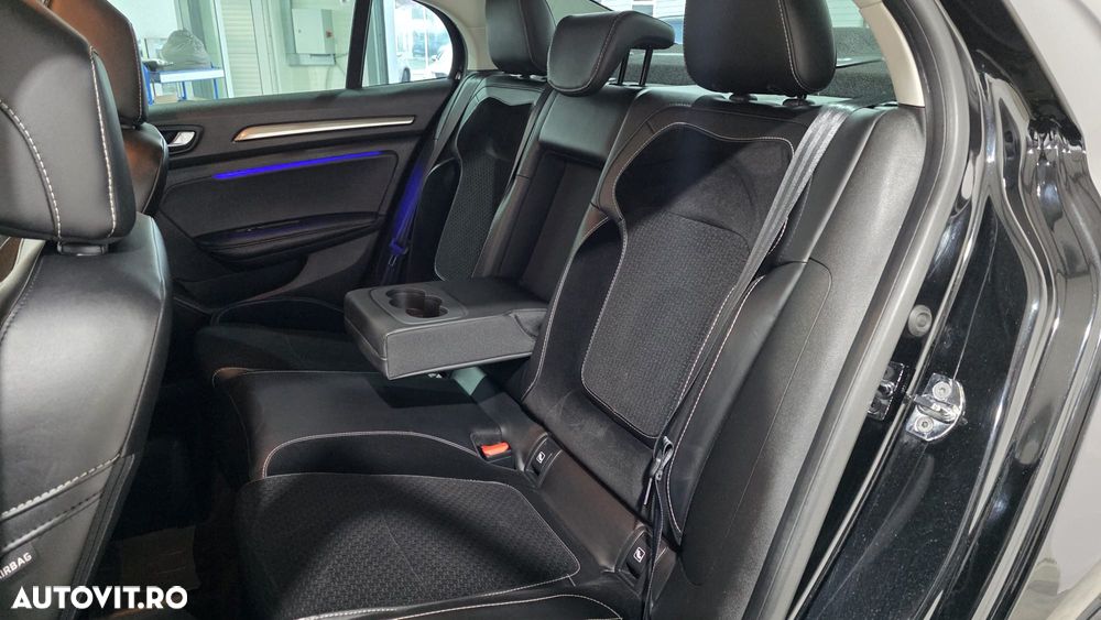 Renault Megane TCe GPF Intens - 12