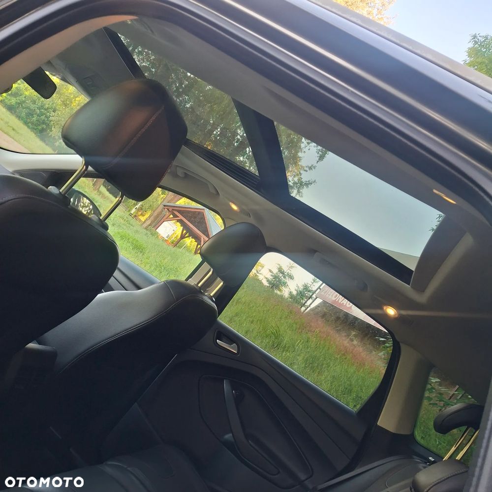 Ford Kuga 2.0 TDCi 4x4 Titanium - 6