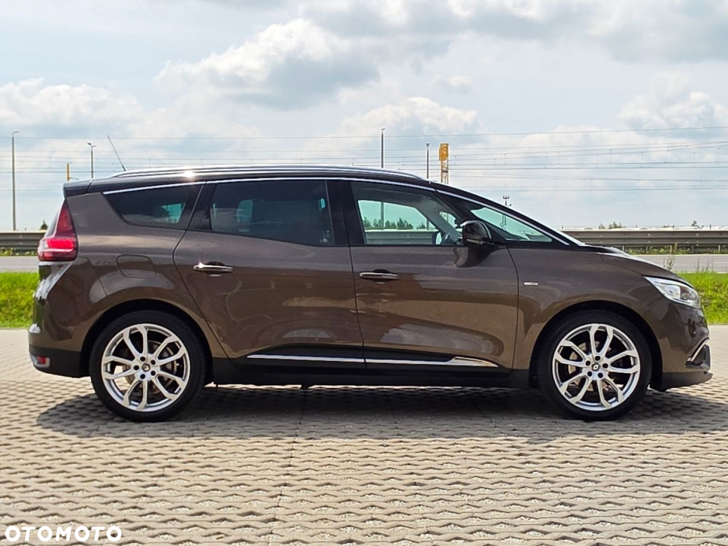 Renault Grand Scenic - 7