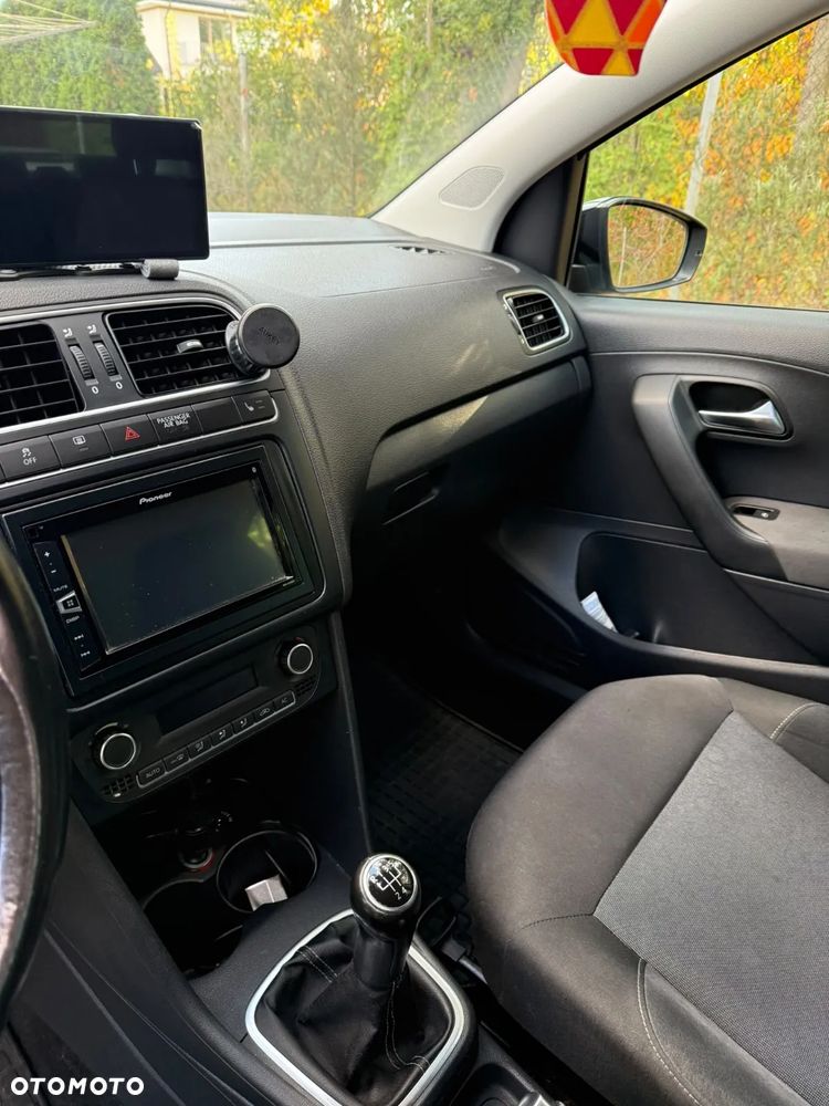 Volkswagen Polo 1.6 TDI DPF Highline - 18