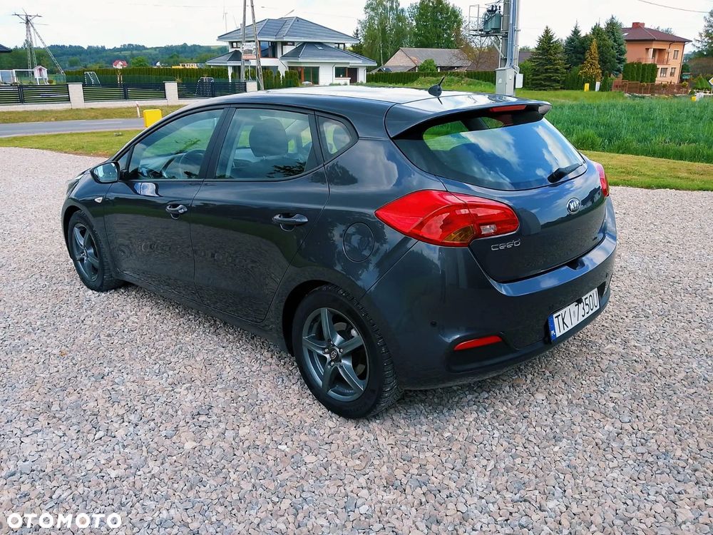Kia Ceed 1.4 Business Line - 30