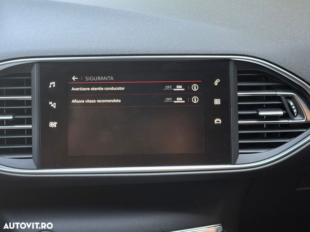 Peugeot 308 - 14