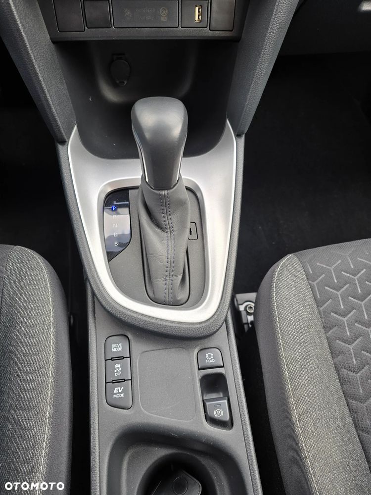 Toyota Yaris Cross Hybrid 1.5 Comfort - 25